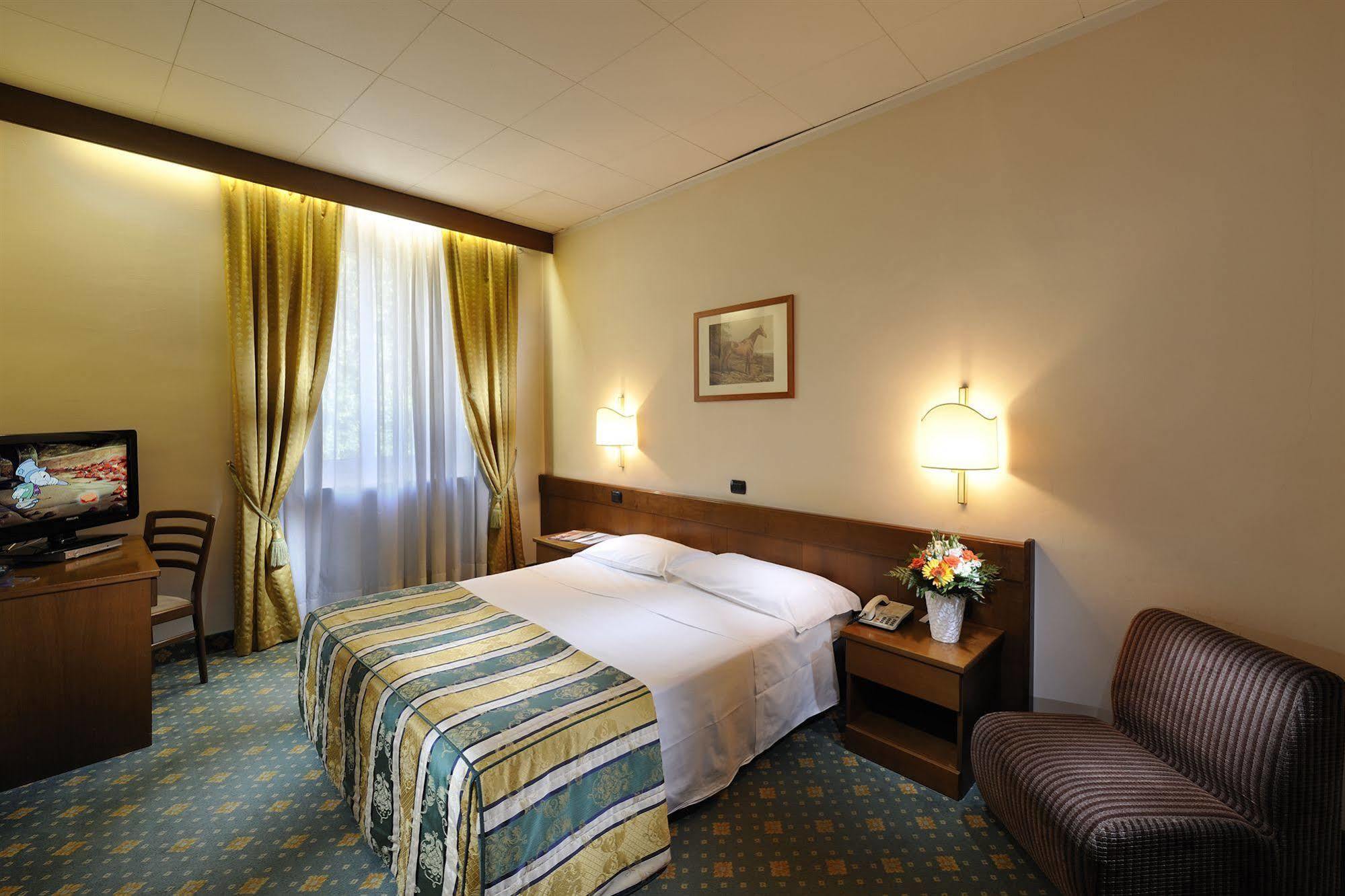 Hotel Eden Levico Terme Esterno foto